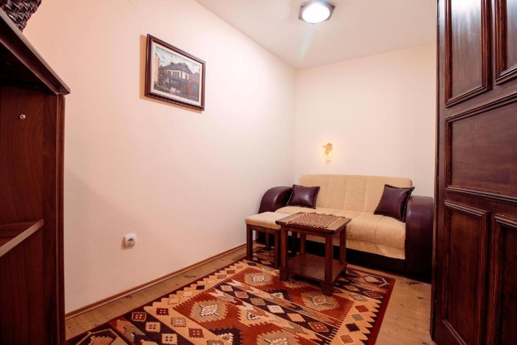 Downtown Rooms Ni Exteriér fotografie