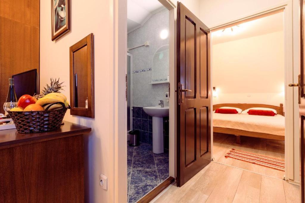 Downtown Rooms Ni Exteriér fotografie