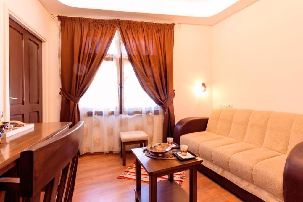 Downtown Rooms Ni Exteriér fotografie